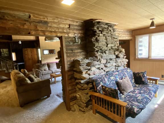 Brown Cabin: Charming Mountain House w/Views