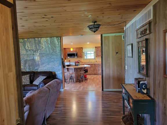 Ranch House on 750 acres near Niangua River